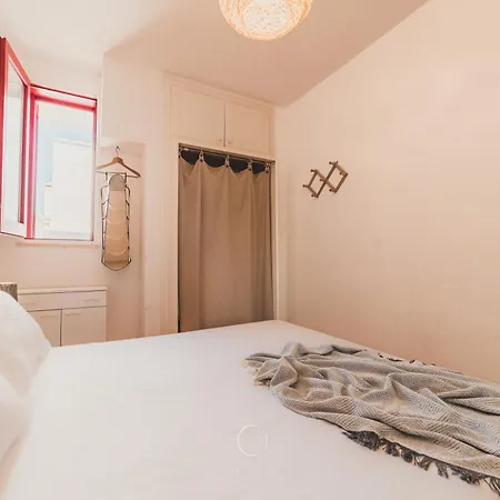 Mareli מרינה די מנקוורסה