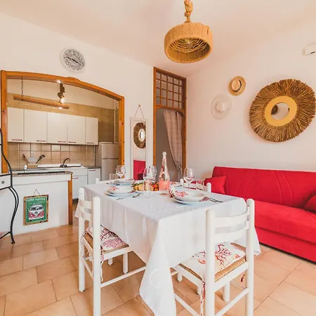 Mareli מרינה די מנקוורסה