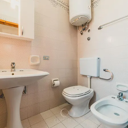 Mareli מרינה די מנקוורסה